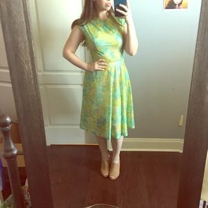 FINAL PRICE DROP Retro 60's vintage floral dress